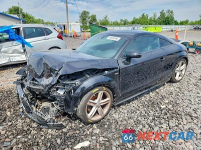 2015 AUDI TT TRUBFAFK8F1000892 - główne zdjęcie licytacji z USA - miniatura