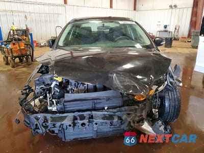 Piąte zdjęcie samochodu w środku: 2014 FORD FOCUS SE VIN:1FADP3F20EL108055 - miniatura