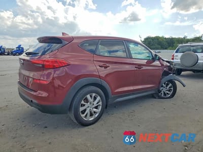 Trzecie zdjęcie samochodu z tyłu: 2019 HYUNDAI TUCSON SE VIN:KM8J23A46KU911068 - miniatura