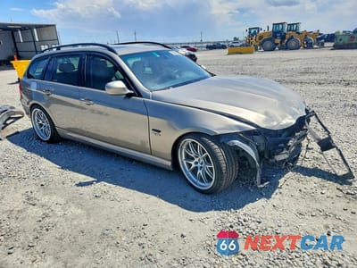 Czwarte zdjęcie samochodu z boku: 2009 BMW 328 XIT VIN:WBAUU33509A539964 - miniatura