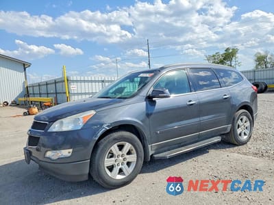 2010 CHEVROLET TRAVERSE LT 1GNLVGED2AS132953 - główne zdjęcie licytacji z USA - miniatura