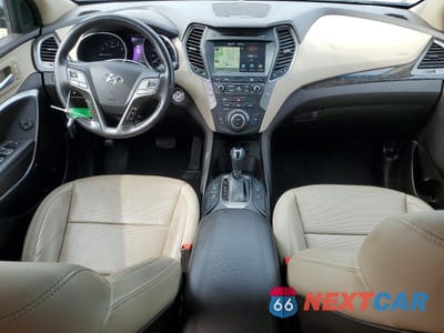 Zdjęcie 8 z 12 samochodu: 2017 HYUNDAI SANTA FE SPORT 2.0T ULTIMATE VIN:5XYZWDLA2HG413979 - miniatura