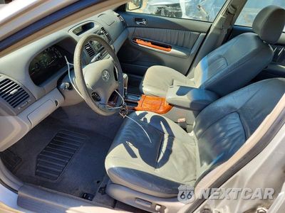 Zdjęcie 7 z 12 samochodu: 2002 TOYOTA CAMRY XLE V6 VIN:4T1BF32K52U024521 - miniatura