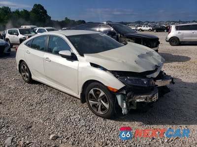 Czwarte zdjęcie samochodu z boku: 2019 HONDA CIVIC LX VIN:2HGFC2F67KH559490 - miniatura