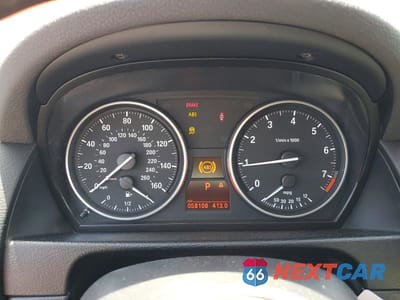 Zdjęcie 9 z 13 samochodu: 2015 BMW X1 SDRIVE28I VIN:WBAVM1C5XFV314478 - miniatura
