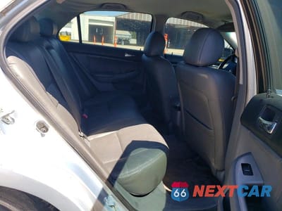 Zdjęcie 10 z 12 samochodu: 2005 HONDA ACCORD HYBRID VIN:JHMCN36485C001119 - miniatura
