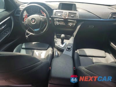 Zdjęcie 8 z 12 samochodu: 2017 BMW 330 I VIN:WBA8B9G57HNU48430 - miniatura
