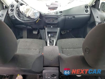 Zdjęcie 8 z 13 samochodu: 2015 VOLKSWAGEN TIGUAN S VIN:WVGAV7AX0FW594505 - miniatura