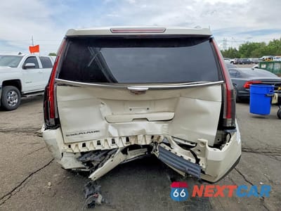 Zdjęcie 6 z 13 samochodu: 2015 CADILLAC ESCALADE LUXURY VIN:1GYS4MKJ5FR727269 - miniatura