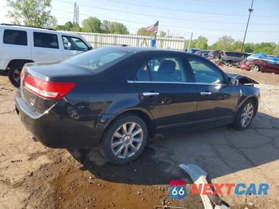 Trzecie zdjęcie samochodu z tyłu: 2010 LINCOLN MKZ VIN:3LNHL2JC8AR636404 - miniatura