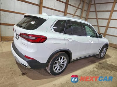 Trzecie zdjęcie samochodu z tyłu: 2020 BMW X5 XDRIVE40I VIN:5UXCR6C0XLLL65837 - miniatura