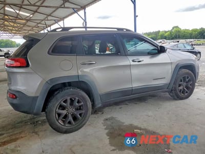 Trzecie zdjęcie samochodu z tyłu: 2017 JEEP CHEROKEE TRAILHAWK VIN:1C4PJMBS8HW538651 - miniatura