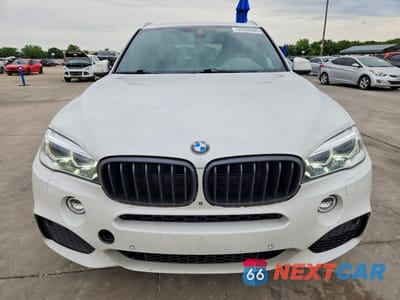Piąte zdjęcie samochodu w środku: 2017 BMW X5 XDR40E VIN:5UXKT0C36H0V96716 - miniatura