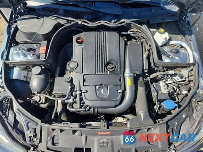 Zdjęcie 11 z 12 samochodu: 2012 MERCEDES-BENZ C 250 VIN:WDDGF4HB8CR228568 - miniatura