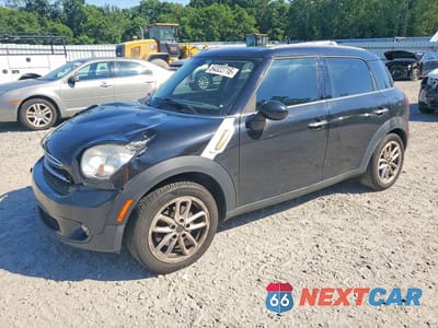 2015 MINI COOPER COUNTRYMAN WMWZB3C53FWR45408 - główne zdjęcie licytacji z USA - miniatura