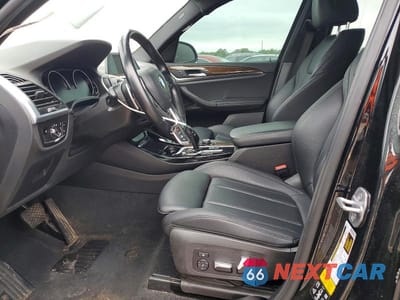 Zdjęcie 7 z 12 samochodu: 2018 BMW X3 XDRIVE30I VIN:5UXTR9C50JLC80079 - miniatura
