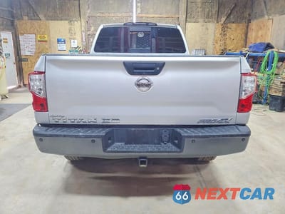 Zdjęcie 6 z 12 samochodu: 2019 NISSAN TITAN XD PRO-4X VIN:1N6BA1F46KN521247 - miniatura