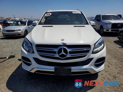Piąte zdjęcie samochodu w środku: 2017 MERCEDES-BENZ GLE 350 VIN:4JGDA5JB4HA843518 - miniatura