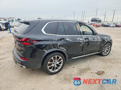 Trzecie zdjęcie samochodu z tyłu: 2024 BMW X5 XDRIVE40I VIN:5UX23EU0XR9T96629 - miniatura