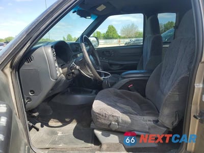 Zdjęcie 7 z 12 samochodu: 2002 GMC SONOMA VIN:1GTCS19W128215427 - miniatura