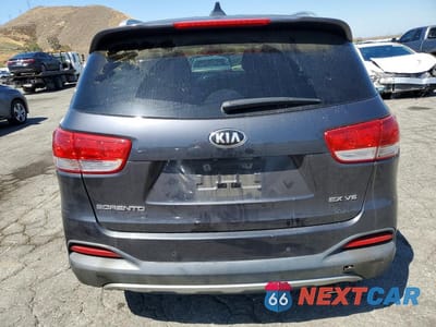 Zdjęcie 6 z 13 samochodu: 2016 KIA SORENTO EX VIN:5XYPH4A52GG044322 - miniatura