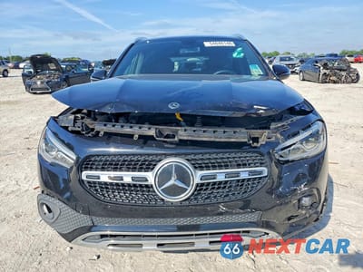 Piąte zdjęcie samochodu w środku: 2021 MERCEDES-BENZ GLA 250 VIN:W1N4N4GB5MJ198780 - miniatura