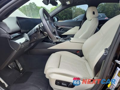Zdjęcie 7 z 12 samochodu: 2024 BMW I5 EDRIVE 40 VIN:WBY33FK04RCR17330 - miniatura