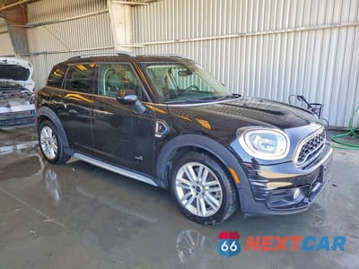Czwarte zdjęcie samochodu z boku: 2018 MINI COOPER S COUNTRYMAN ALL4 VIN:WMZYT5C36J3E60005 - miniatura