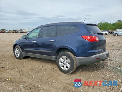 Drugie zdjęcie samochodu z przodu: 2011 CHEVROLET TRAVERSE LS VIN:1GNKRFED0BJ386162 - miniatura