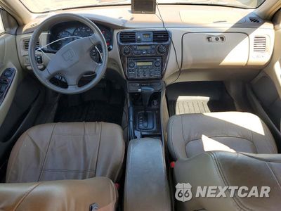 Zdjęcie 8 z 12 samochodu: 1999 HONDA ACCORD EX VIN:1HGCG1655XA015813 - miniatura
