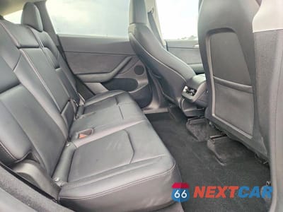 Zdjęcie 10 z 13 samochodu: 2023 TESLA MODEL Y VIN:7SAYGDEE2PF778955 - miniatura