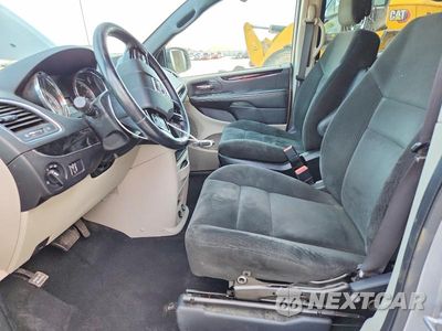Zdjęcie 7 z 13 samochodu: 2016 DODGE GRAND CARAVAN SE VIN:2C4RDGBG0GR354213 - miniatura