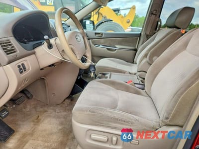 Zdjęcie 7 z 13 samochodu: 2008 TOYOTA SIENNA LE 8-PASSENGER VIN:5TDZK23C98S185094 - miniatura