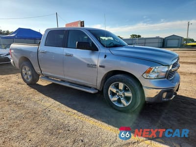 Czwarte zdjęcie samochodu z boku: 2015 RAM 1500 SLT VIN:1C6RR7LT5FS773708 - miniatura