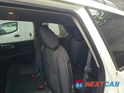 Zdjęcie 11 z 12 samochodu: 2018 NISSAN PATHFINDER SV VIN:5N1DR2MN7JC673968 - miniatura
