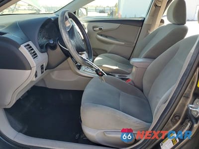 Zdjęcie 7 z 12 samochodu: 2011 TOYOTA COROLLA LE VIN:2T1BU4EE2BC595502 - miniatura