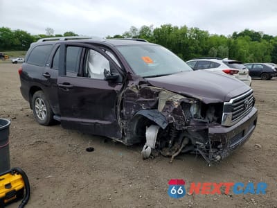 Czwarte zdjęcie samochodu z boku: 2019 TOYOTA SEQUOIA SR5 VIN:5TDBY5G17KS173012 - miniatura