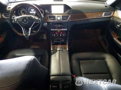 Zdjęcie 8 z 12 samochodu: 2014 MERCEDES-BENZ E 350 VIN:WDDHF5KB4EA971068 - miniatura