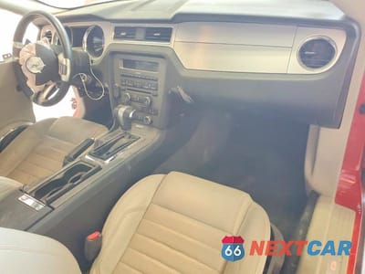 Zdjęcie 8 z 12 samochodu: 2011 FORD MUSTANG VIN:1ZVBP8AM9B5115011 - miniatura