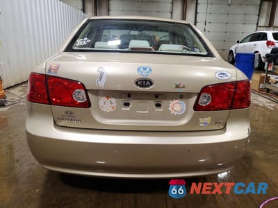 Zdjęcie 6 z 12 samochodu: 2007 KIA OPTIMA LX VIN:KNAGE123575148121 - miniatura