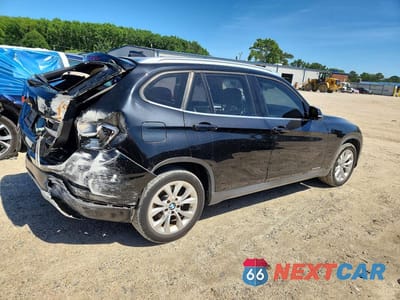 Trzecie zdjęcie samochodu z tyłu: 2014 BMW X1 XDRIVE28I VIN:WBAVL1C50EVR94361 - miniatura