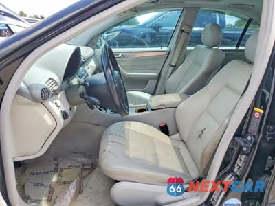 Zdjęcie 7 z 12 samochodu: 2005 MERCEDES-BENZ C 230K SPORT SEDAN VIN:WDBRF40J85F679931 - miniatura