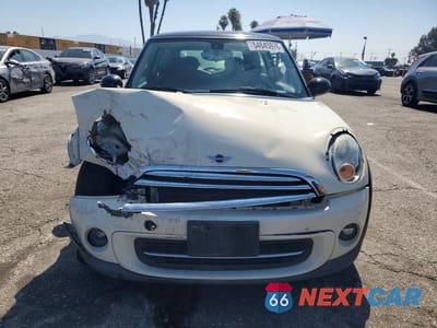 Piąte zdjęcie samochodu w środku: 2013 MINI COOPER VIN:WMWSU3C55DT686026 - miniatura