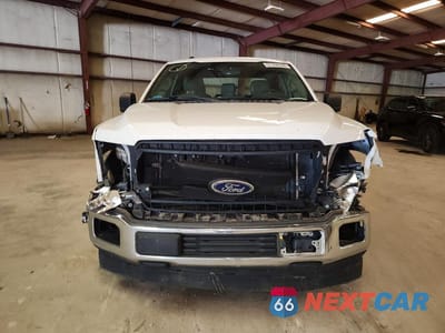 Piąte zdjęcie samochodu w środku: 2018 FORD F150 SUPER CAB VIN:1FTEX1C56JFB72983 - miniatura