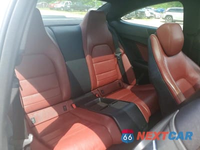 Zdjęcie 10 z 12 samochodu: 2012 MERCEDES-BENZ C 250 VIN:WDDGJ4HB8CF901892 - miniatura