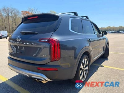 Czwarte zdjęcie samochodu z boku: 2020 KIA TELLURIDE S VIN:5XYP6DHC3LG037187 - miniatura