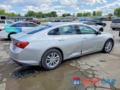 Trzecie zdjęcie samochodu z tyłu: 2016 CHEVROLET MALIBU LT VIN:1G1ZE5ST2GF200925 - miniatura