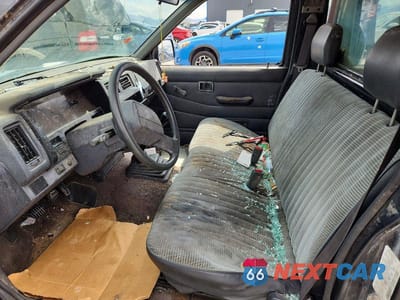 Zdjęcie 7 z 12 samochodu: 1993 NISSAN TRUCK SHORT WHEELBASE VIN:1N6SD11S9PC335900 - miniatura