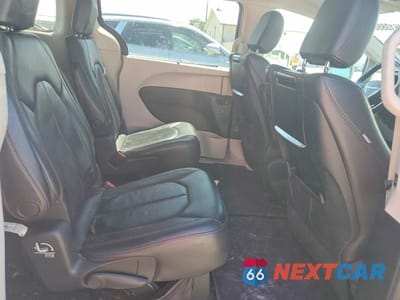 Zdjęcie 11 z 13 samochodu: 2017 CHRYSLER PACIFICA TOURING L PLUS VIN:2C4RC1EG7HR759515 - miniatura