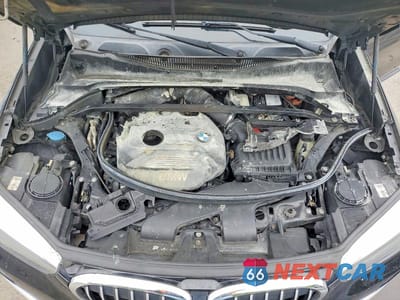 Zdjęcie 12 z 13 samochodu: 2018 BMW X1 XDRIVE28I VIN:WBXHT3C39J5K23453 - miniatura